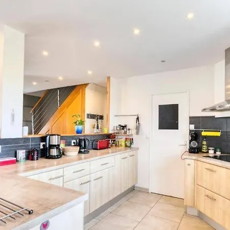 בית נופש Maison Avec Piscine Chaufee Couverte D'avril A Fin Octobre Ranville