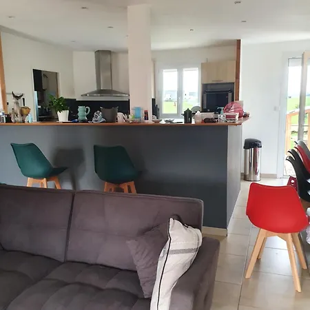 Maison Avec Piscine Chaufee Couverte D'avril A Fin Octobre בית נופש *