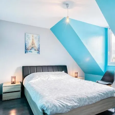 בית נופש Maison Avec Piscine Chaufee Couverte D'avril A Fin Octobre