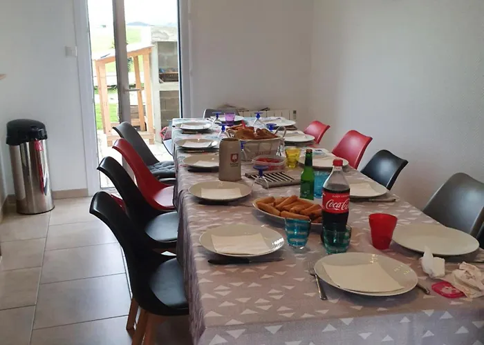 Maison Avec Piscine Chaufee Couverte D'avril A Fin Octobre Dom wakacyjny Ranville